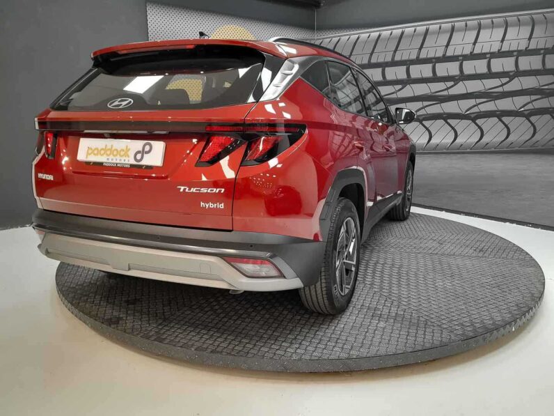 
								Hyundai Tucson full									