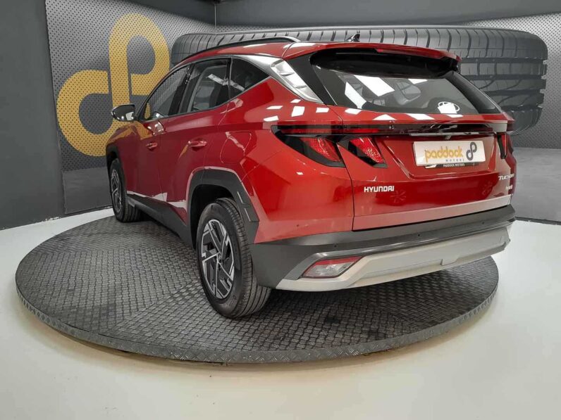 
								Hyundai Tucson full									