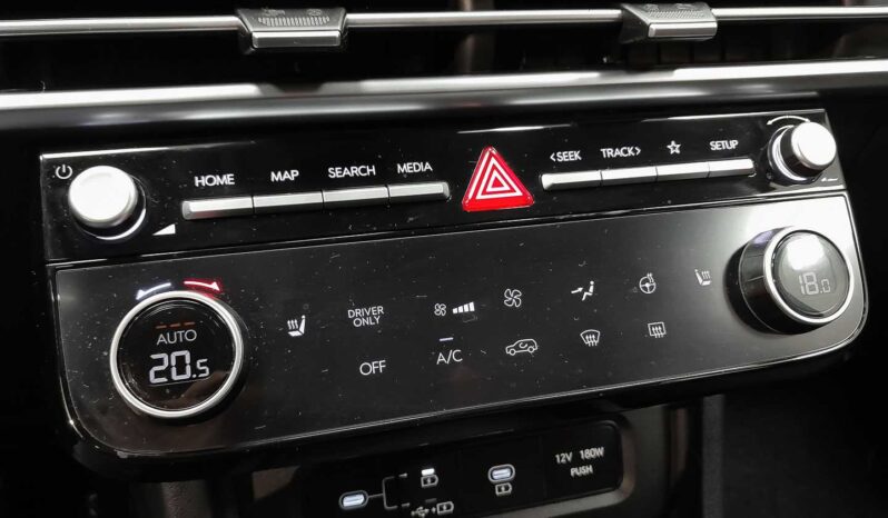 
								Hyundai Tucson full									