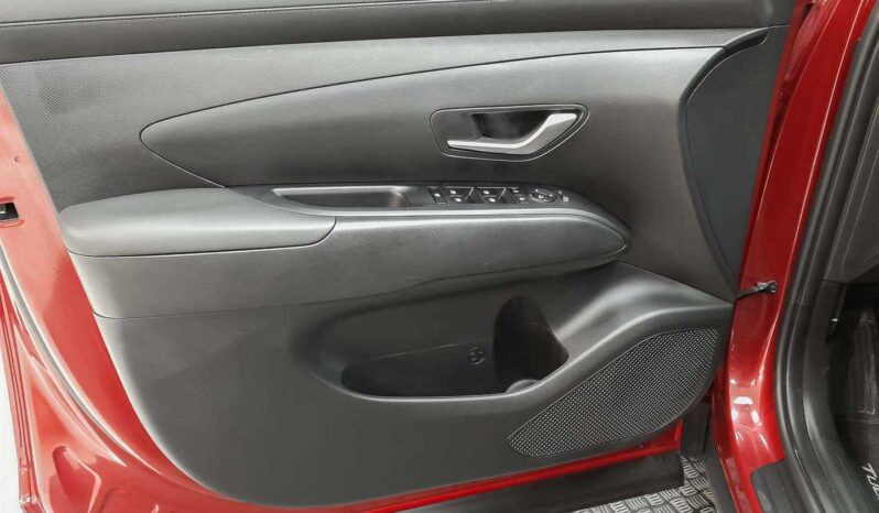 
								Hyundai Tucson full									