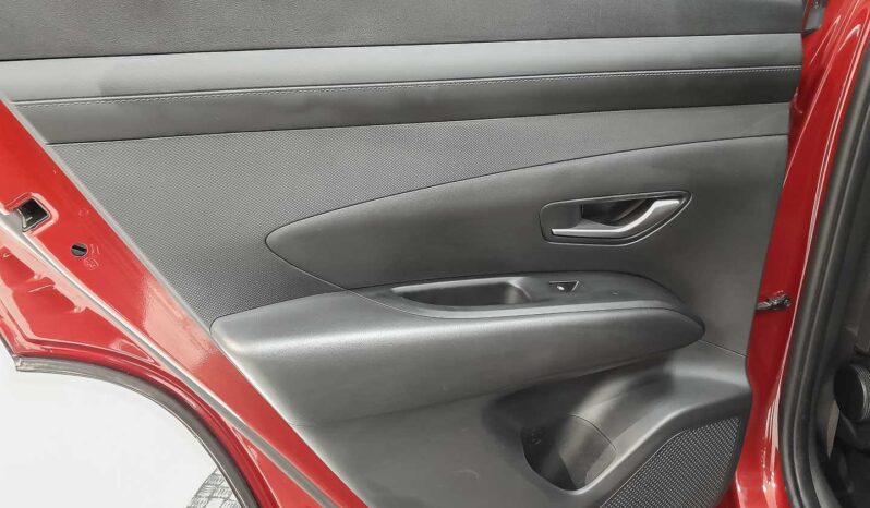 
								Hyundai Tucson full									