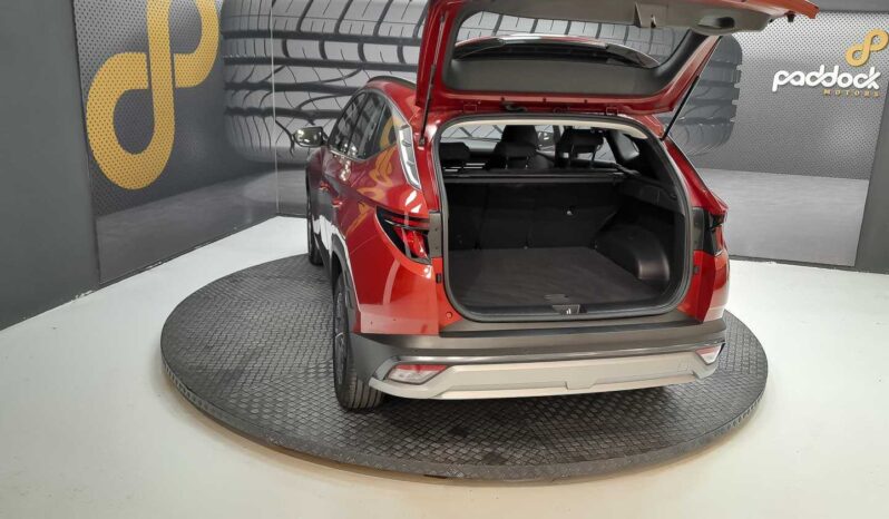 
								Hyundai Tucson full									