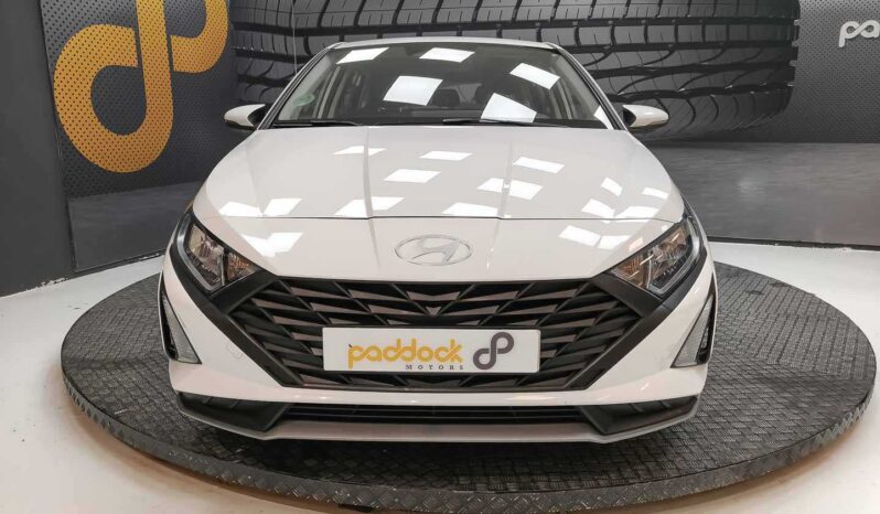 
								Hyundai i20 full									