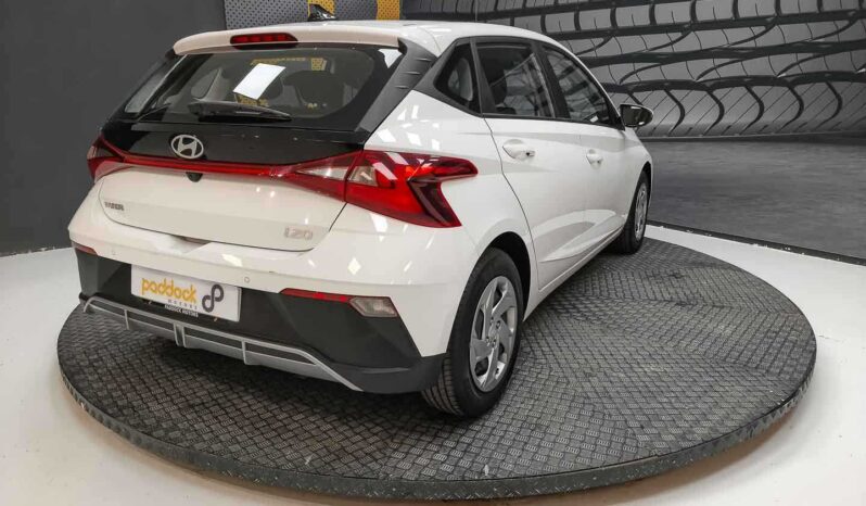 
								Hyundai i20 full									