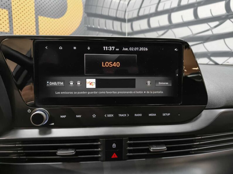 
								Hyundai i20 full									