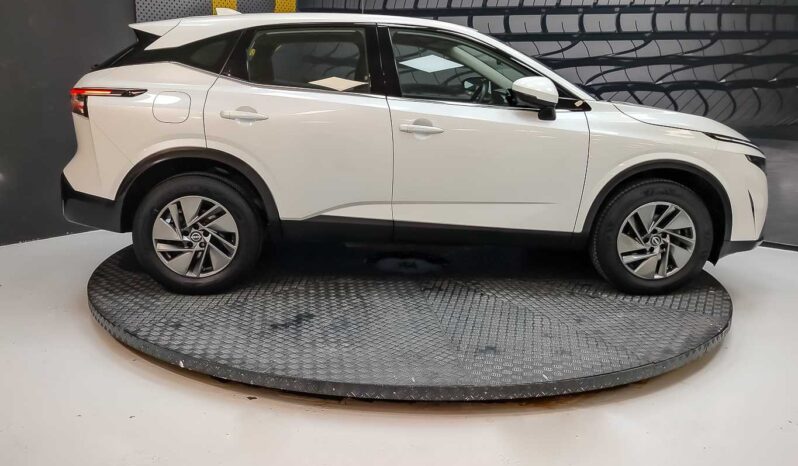 
								Nissan Qashqai full									