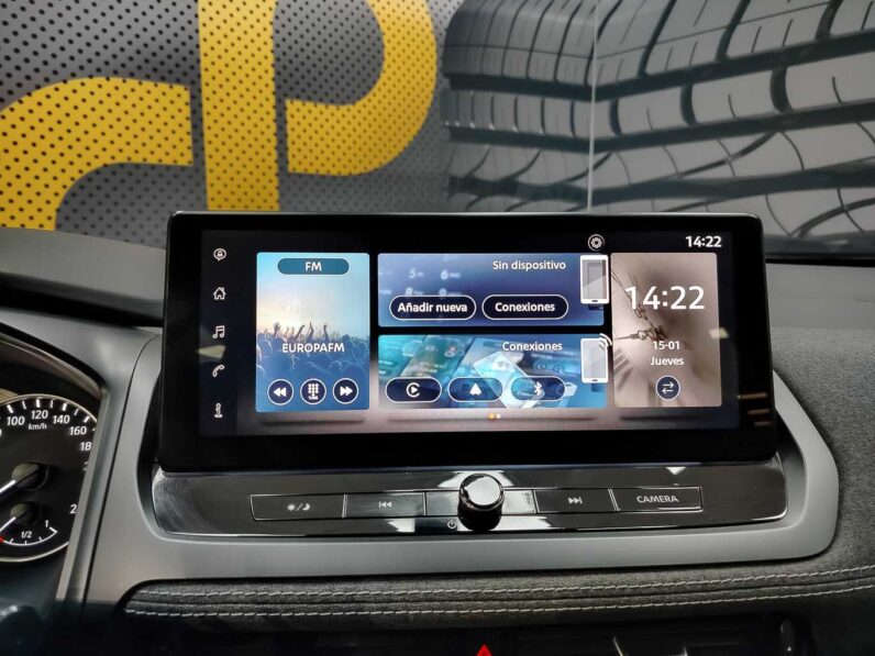 
								Nissan Qashqai full									