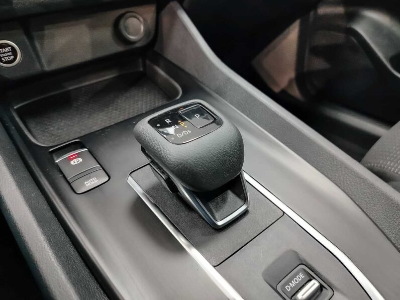 
								Nissan Qashqai full									