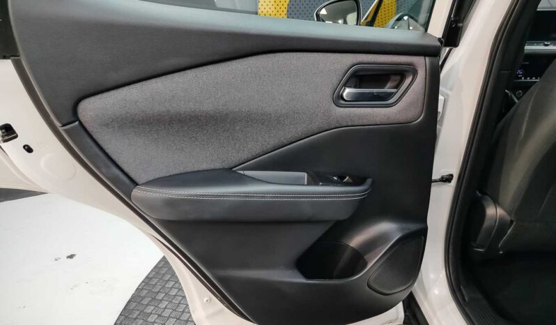 
								Nissan Qashqai full									