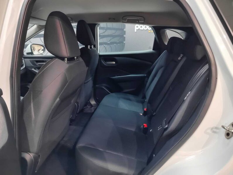 
								Nissan Qashqai full									