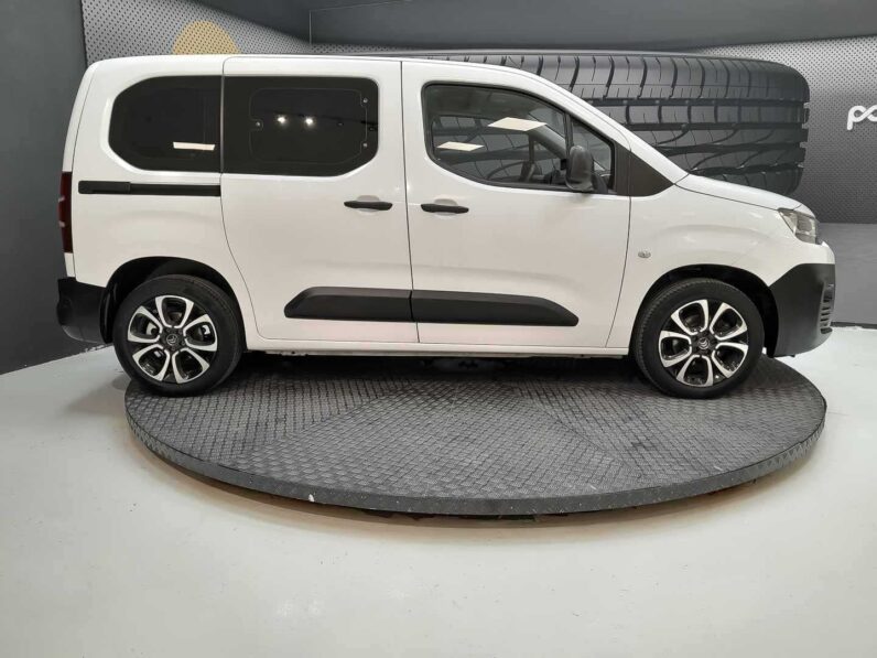 
								Citroen Berlingo full									
