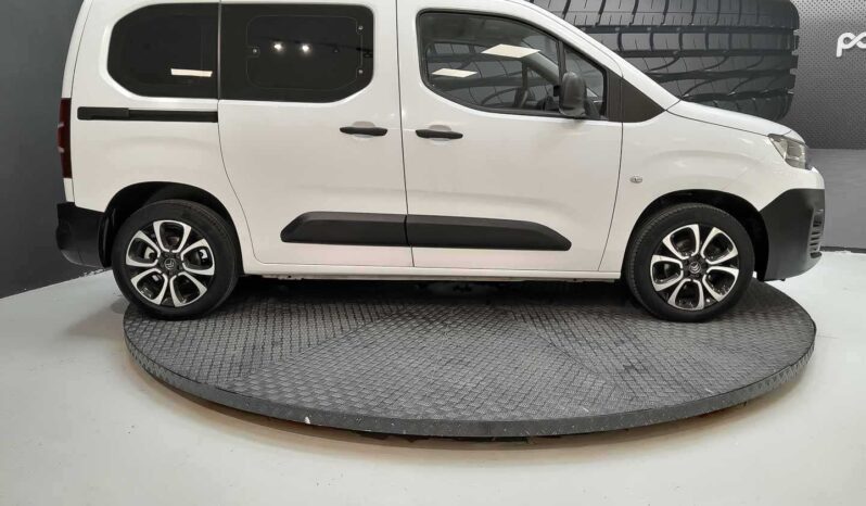
								Citroen Berlingo full									