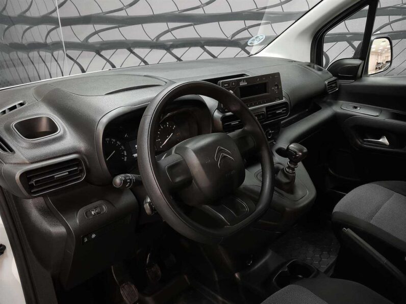 
								Citroen Berlingo full									