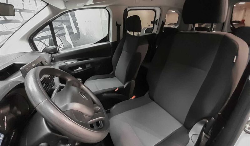 
								Citroen Berlingo full									