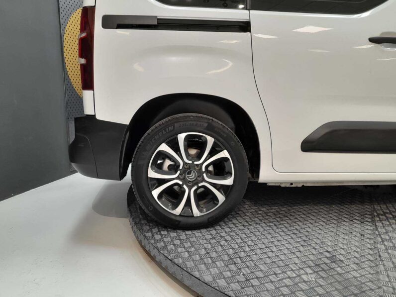 
								Citroen Berlingo full									