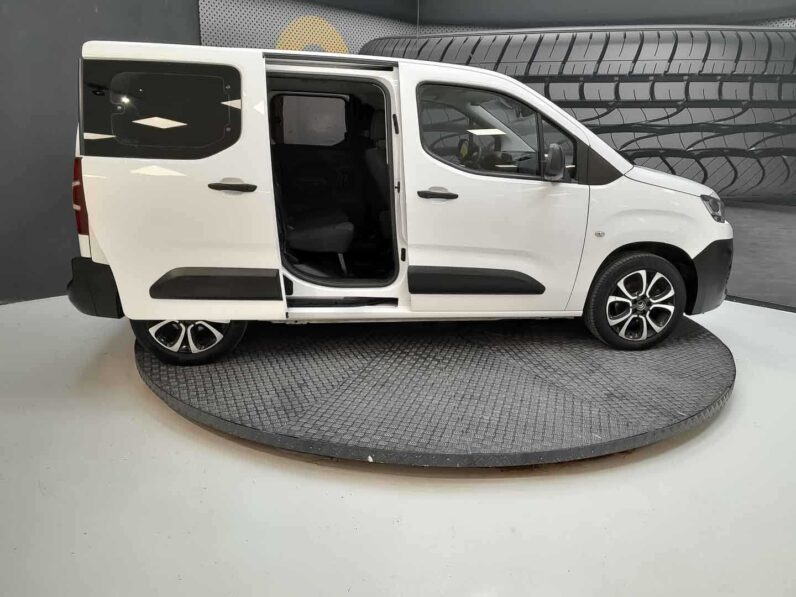 
								Citroen Berlingo full									
