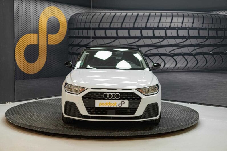 
								Audi A1 ADVANCED full									