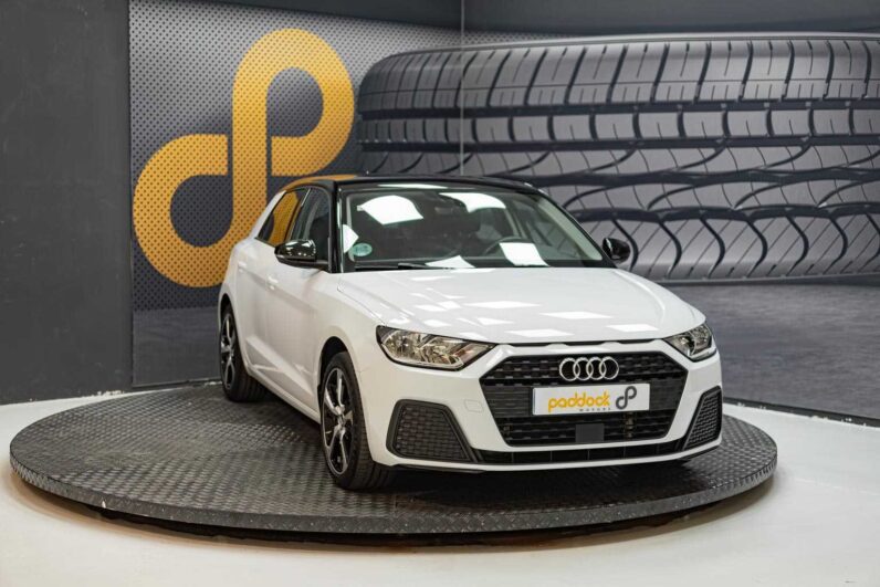 
								Audi A1 ADVANCED full									