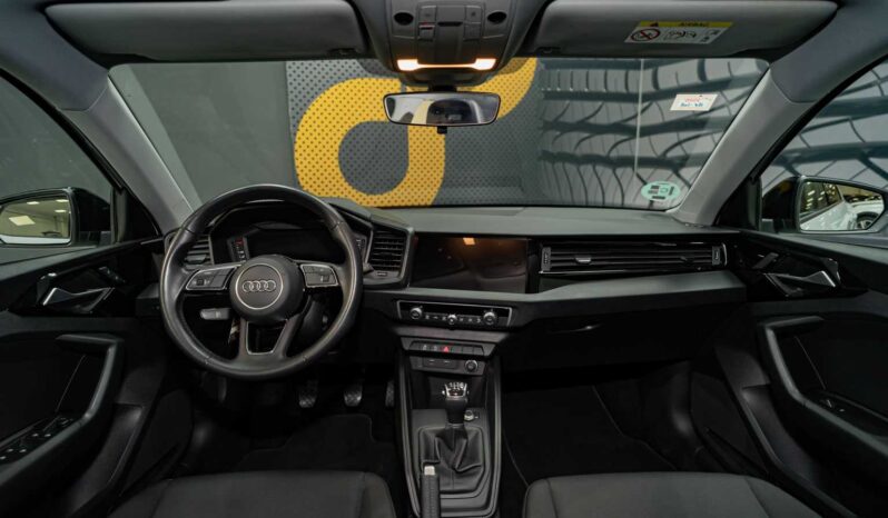 
								Audi A1 ADVANCED full									