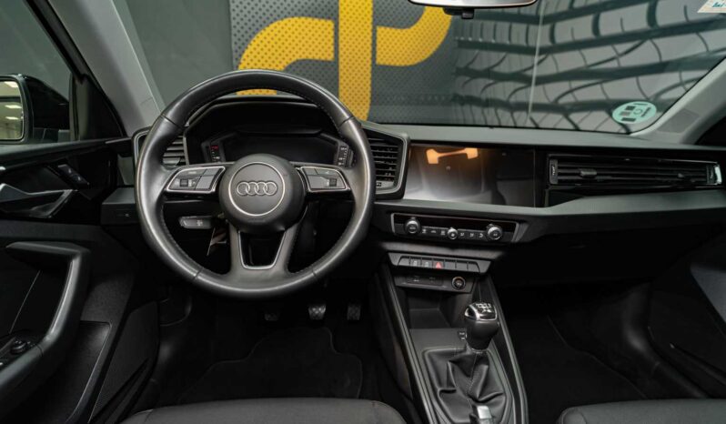 
								Audi A1 ADVANCED full									