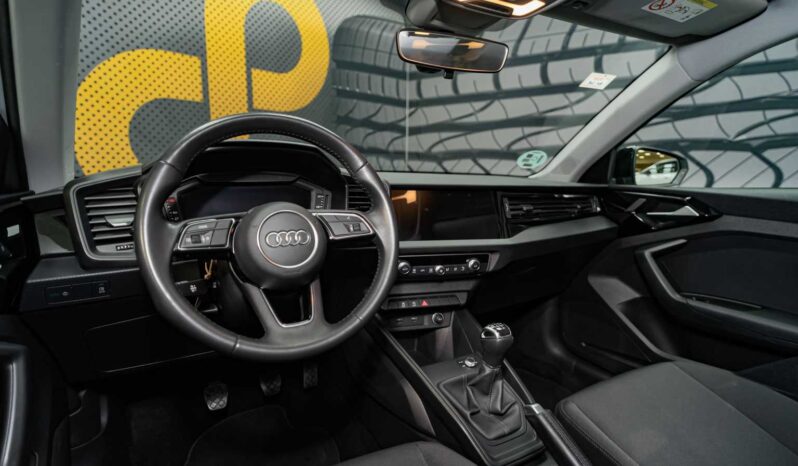 
								Audi A1 ADVANCED full									