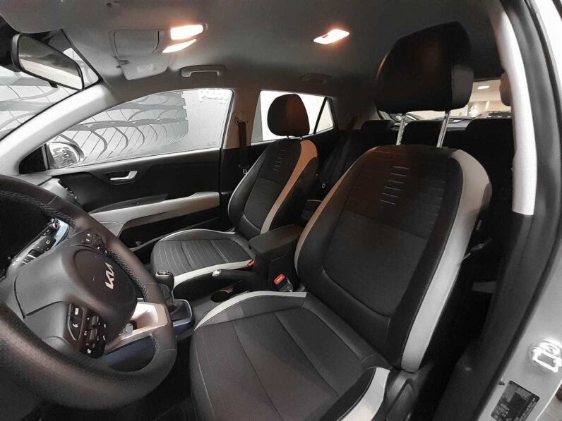 
								Kia Stonic STYLE EDITION full									