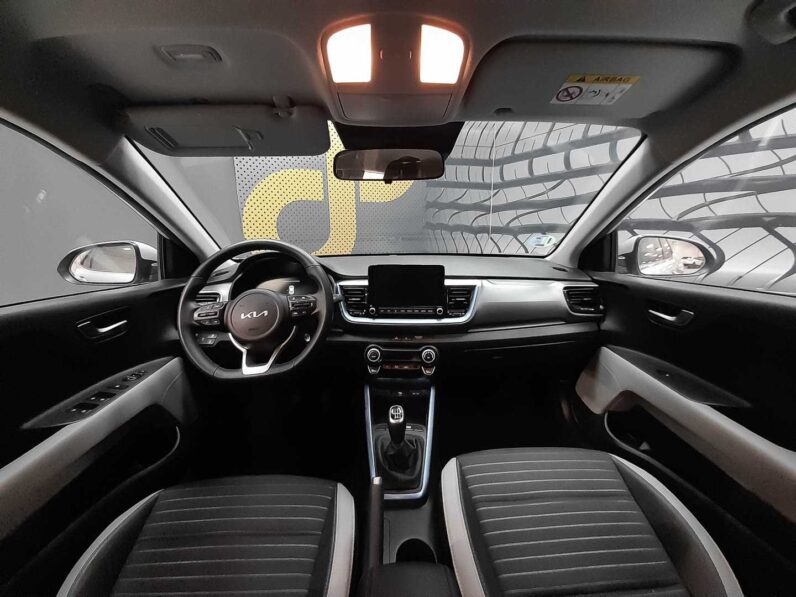 
								Kia Stonic STYLE EDITION full									