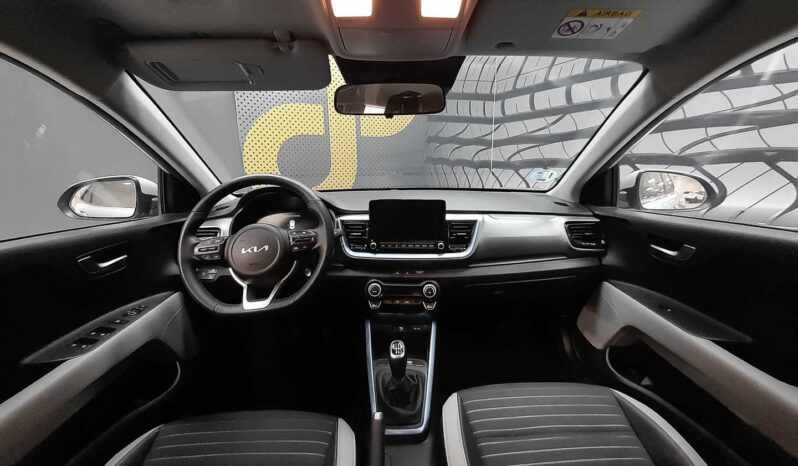 
								Kia Stonic STYLE EDITION full									