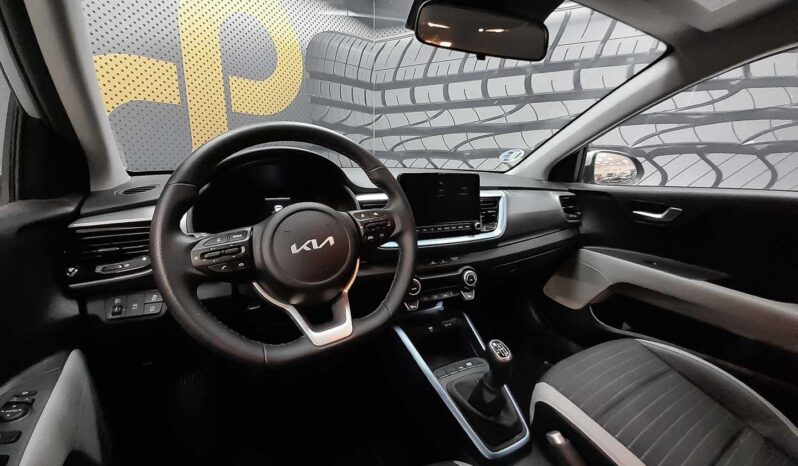 
								Kia Stonic STYLE EDITION full									