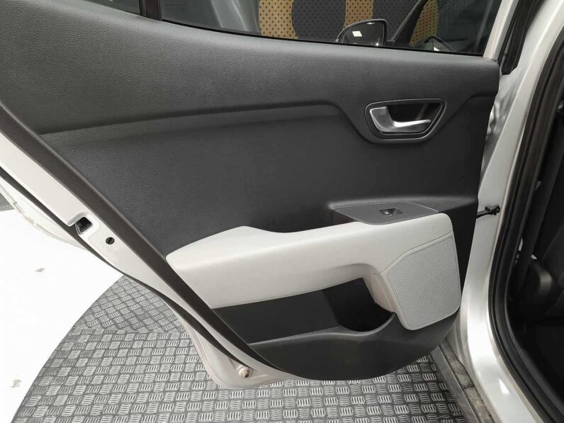 
								Kia Stonic STYLE EDITION full									