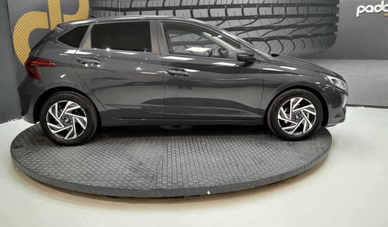 
								Hyundai i20 KLASS full									