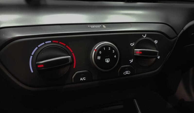 
								Hyundai i20 KLASS full									
