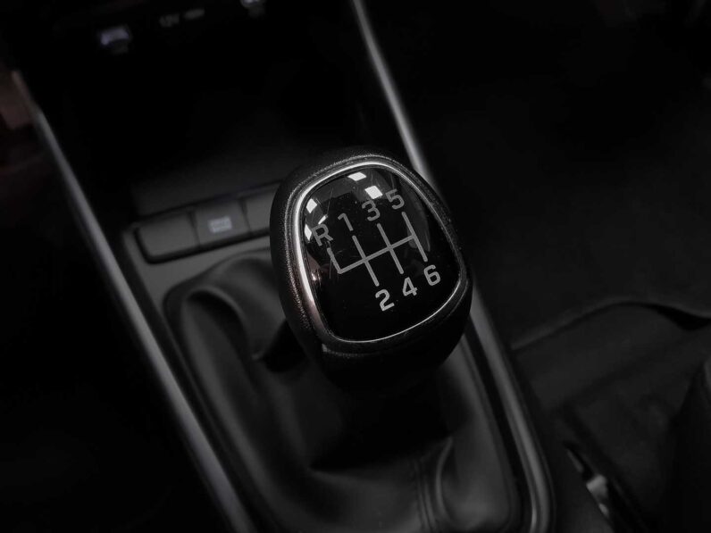 
								Hyundai i20 KLASS full									