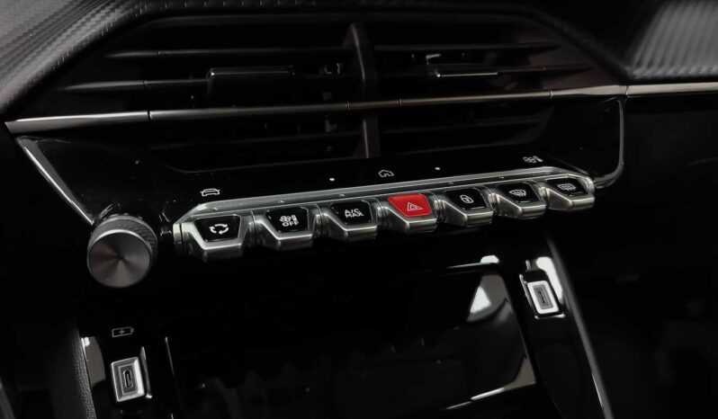 
								Peugeot 208 STYLE full									