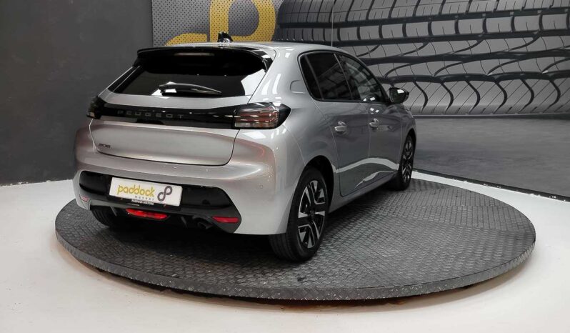 
								Peugeot 208 ALLURE full									