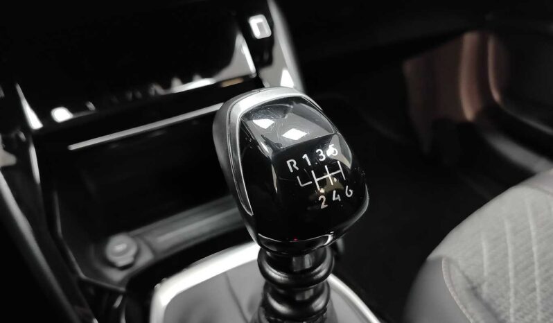 
								Peugeot 208 ALLURE full									
