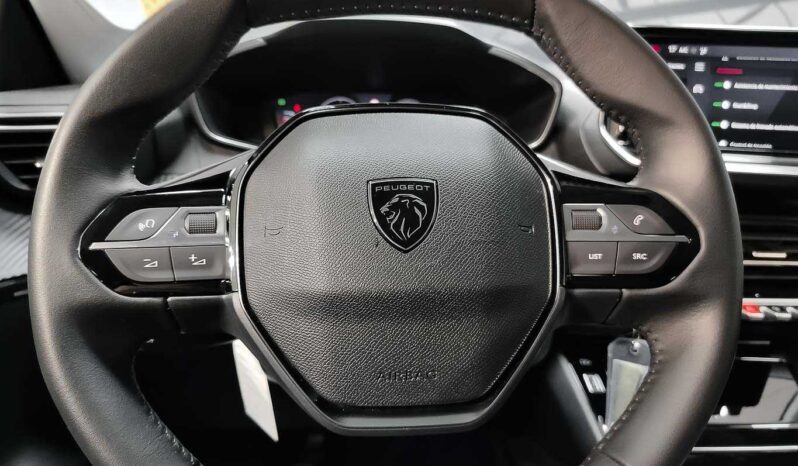 
								Peugeot 208 ALLURE full									