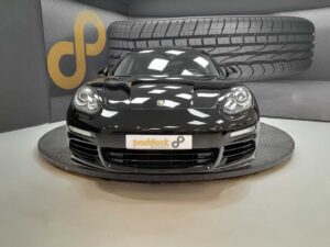 Porsche Panamera 4S