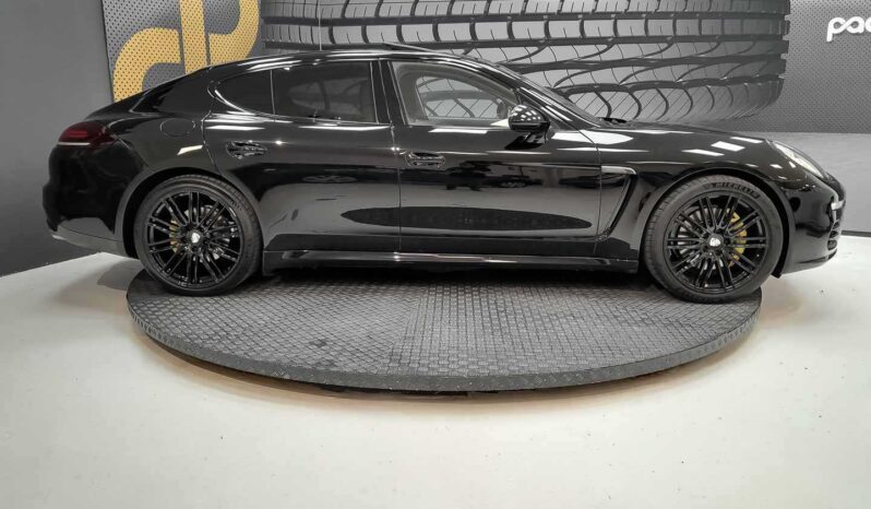 
								Porsche Panamera 4S full									