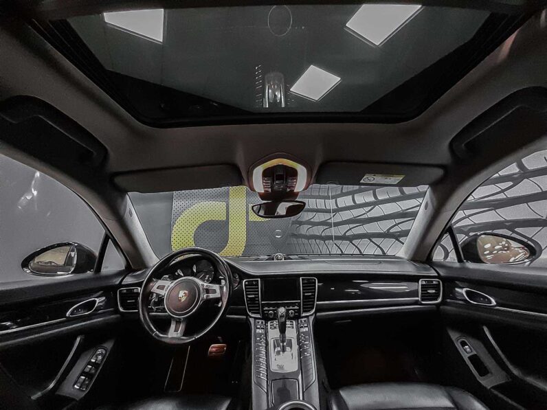 
								Porsche Panamera 4S full									