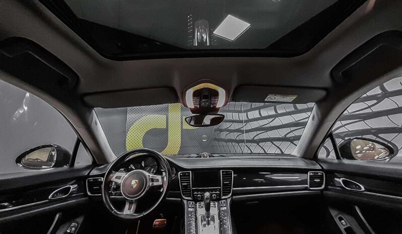 
								Porsche Panamera 4S full									