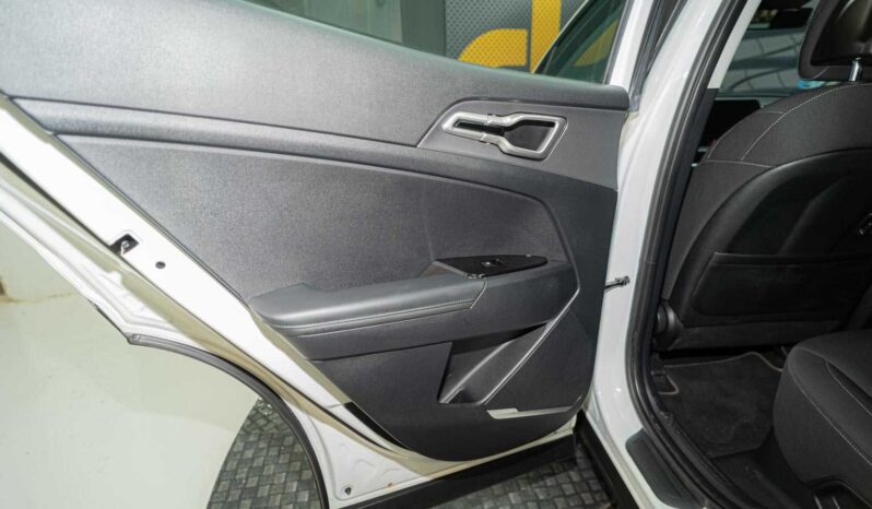 
								Kia Sportage DRIVE full									