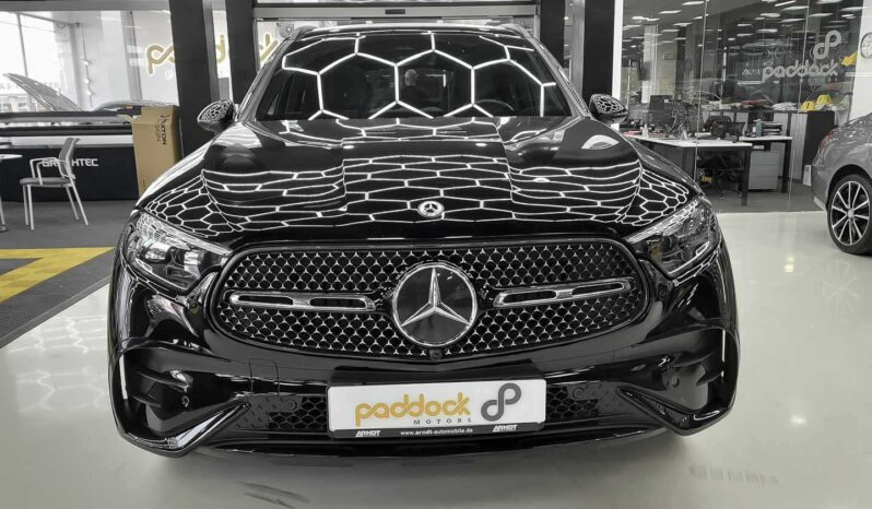 
								MercedesBenz GLC 300D 4 MATIC full									