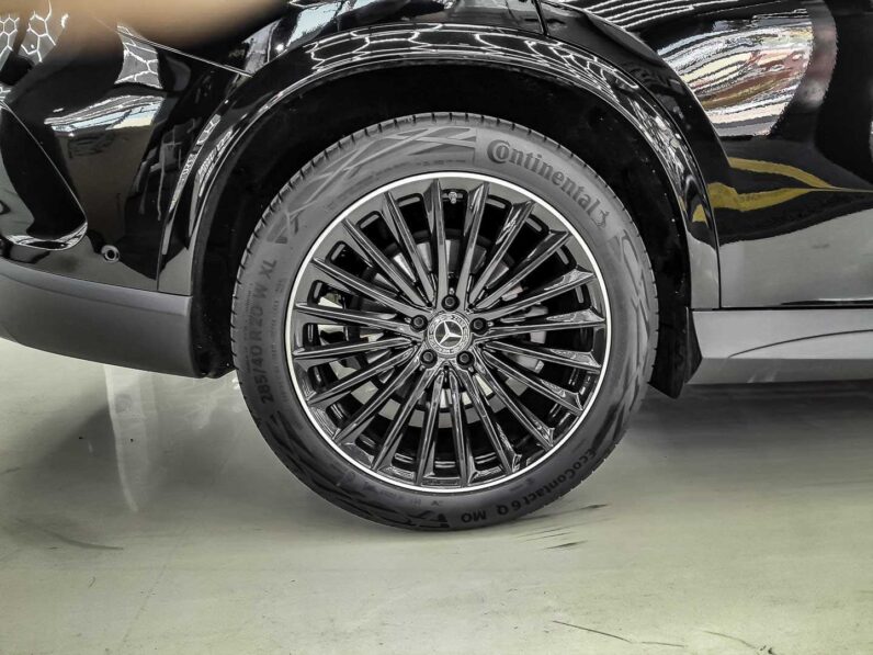 
								MercedesBenz GLC 300D 4 MATIC full									