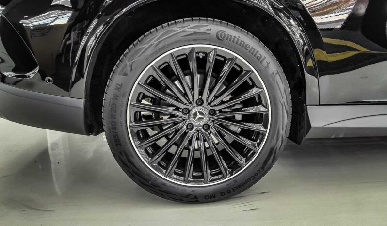 
								MercedesBenz GLC 300D 4 MATIC full									