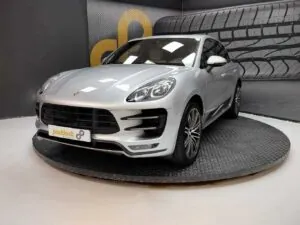 Porsche Macan TURBO