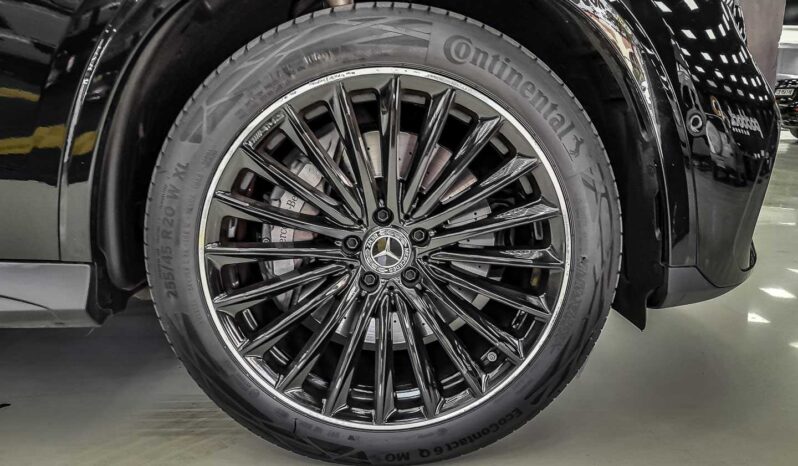 
								MercedesBenz GLC 300D 4 MATIC full									