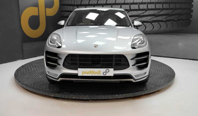 
								Porsche Macan TURBO full									