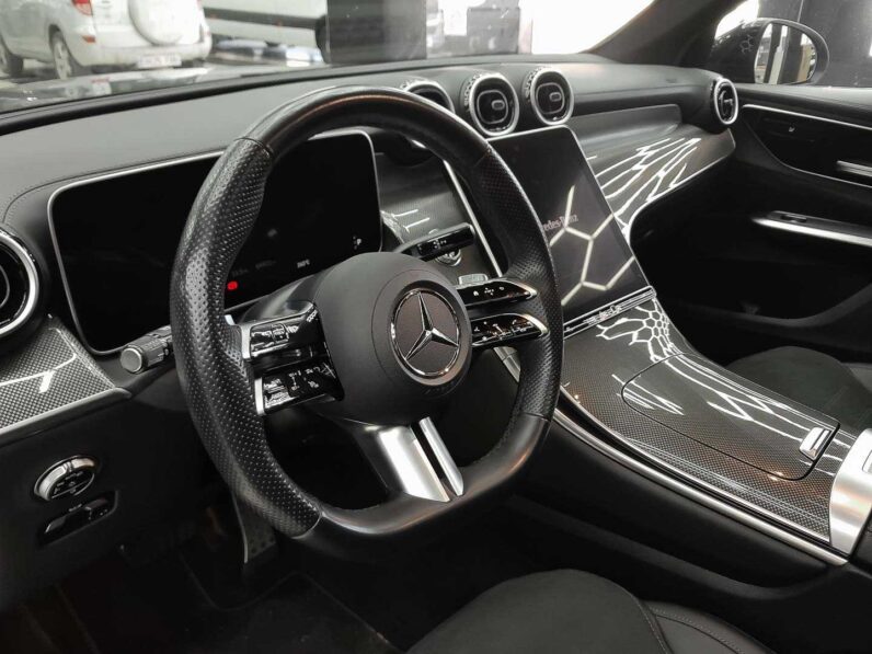 
								MercedesBenz GLC 300D 4 MATIC full									