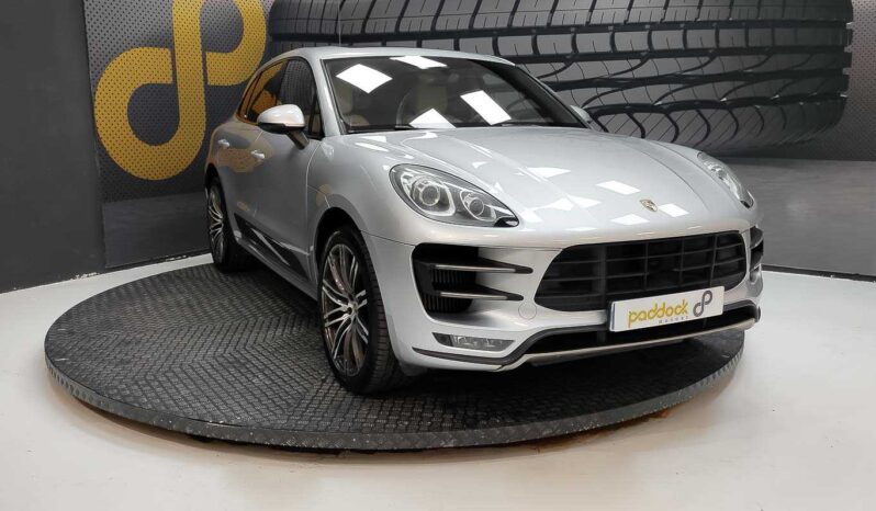 
								Porsche Macan TURBO full									